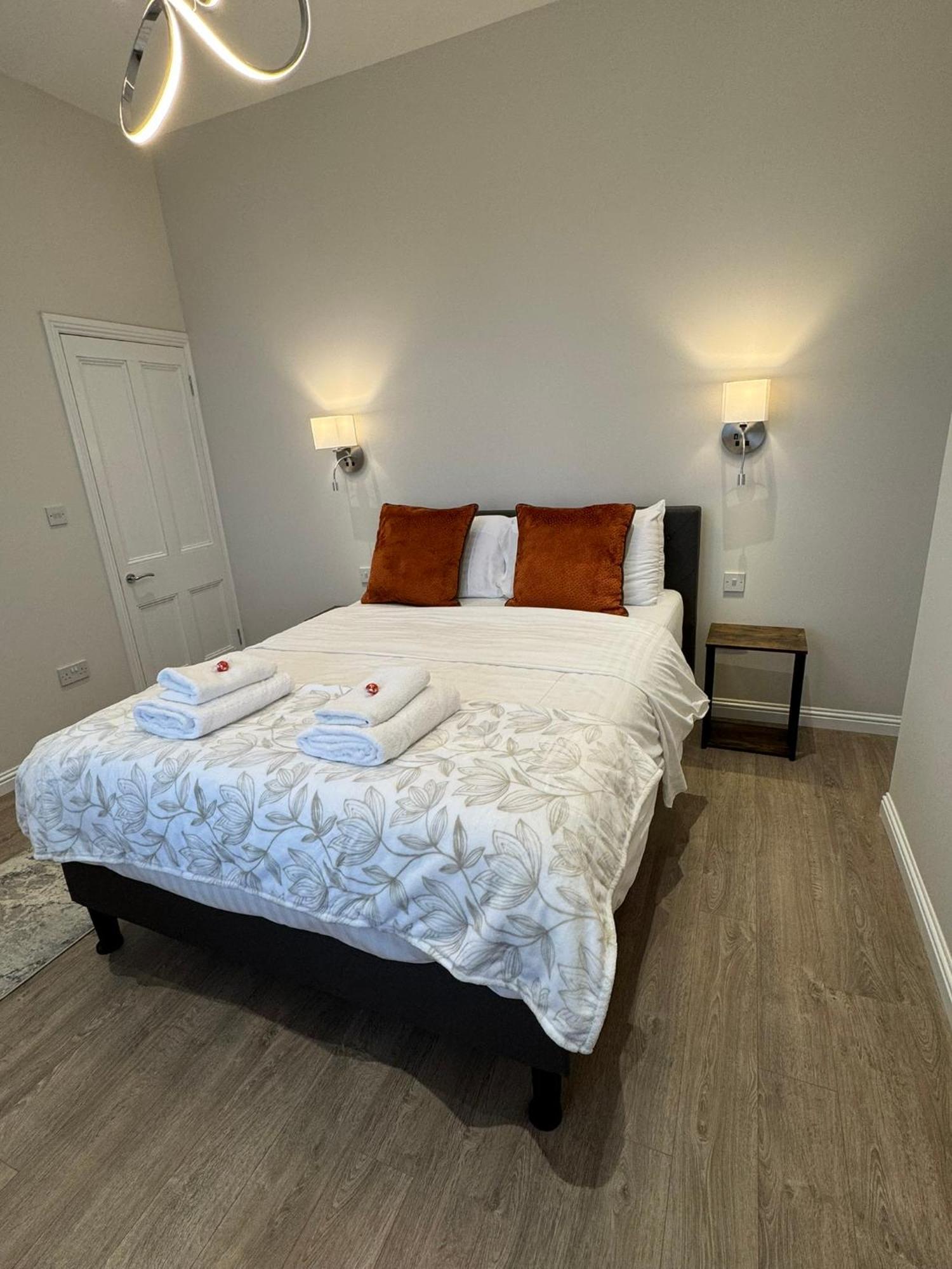 Luxury 2 Bedroom Cottage West Calder Buitenkant foto