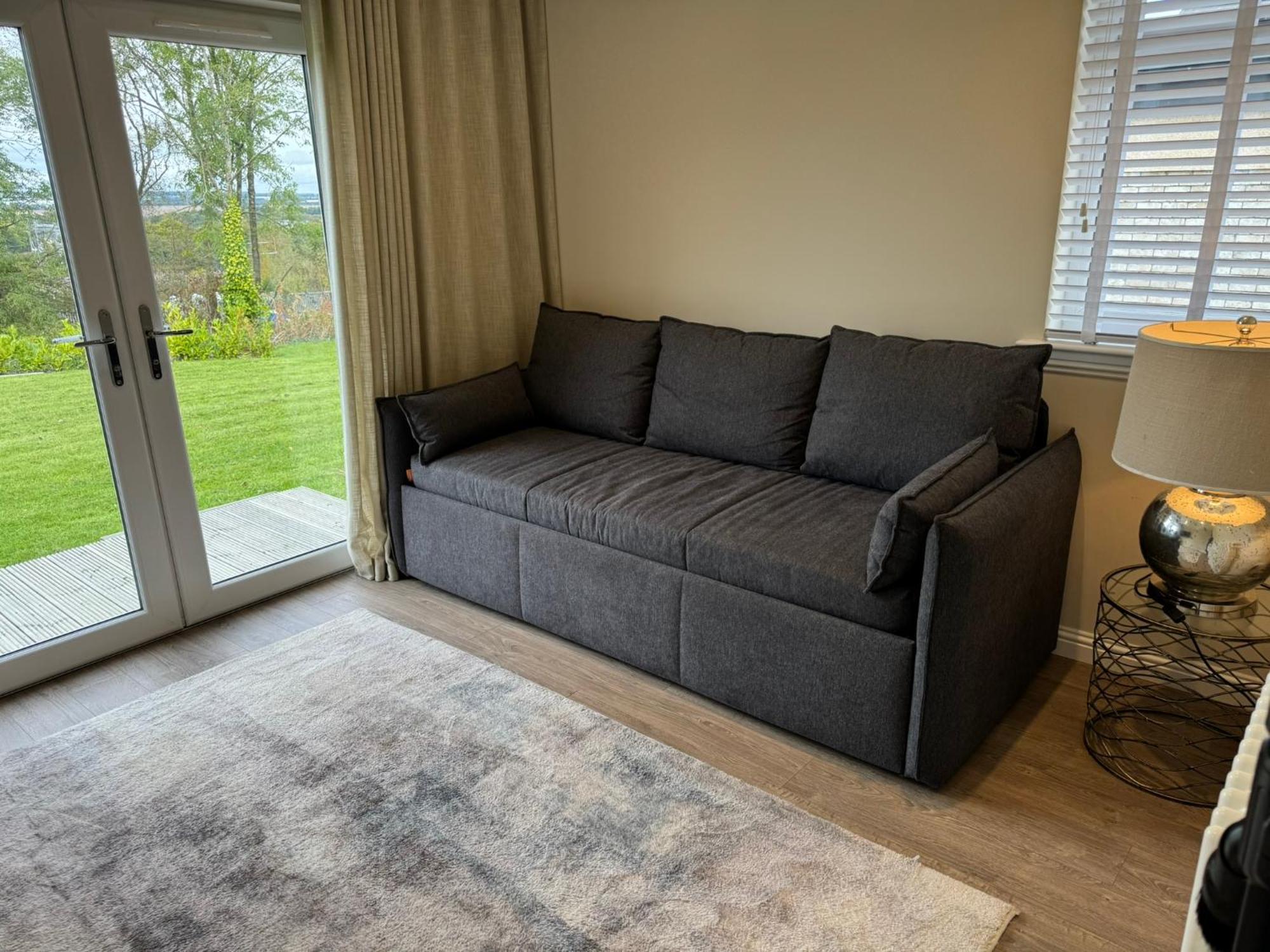 Luxury 2 Bedroom Cottage West Calder Buitenkant foto