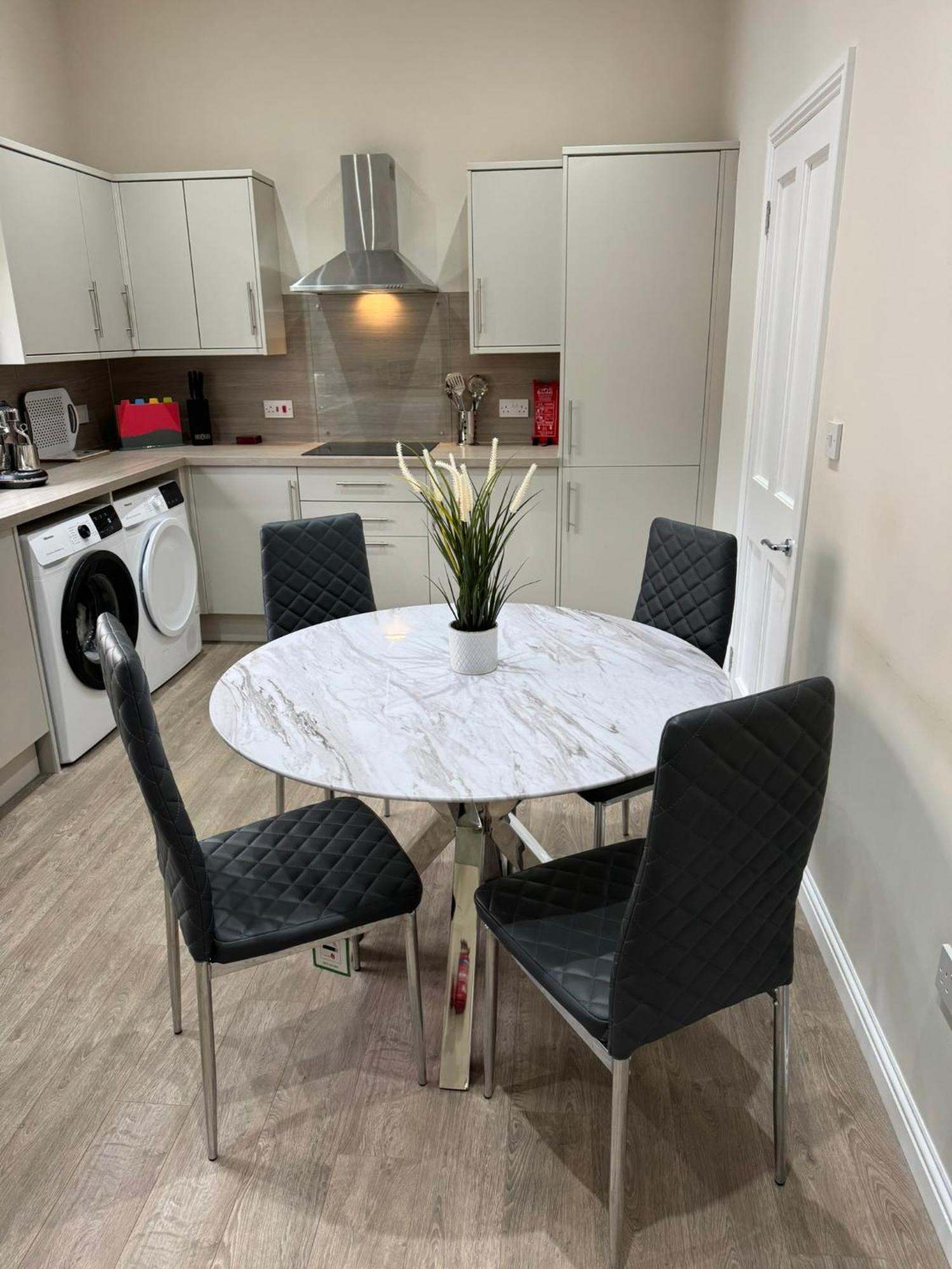 Luxury 2 Bedroom Cottage West Calder Buitenkant foto