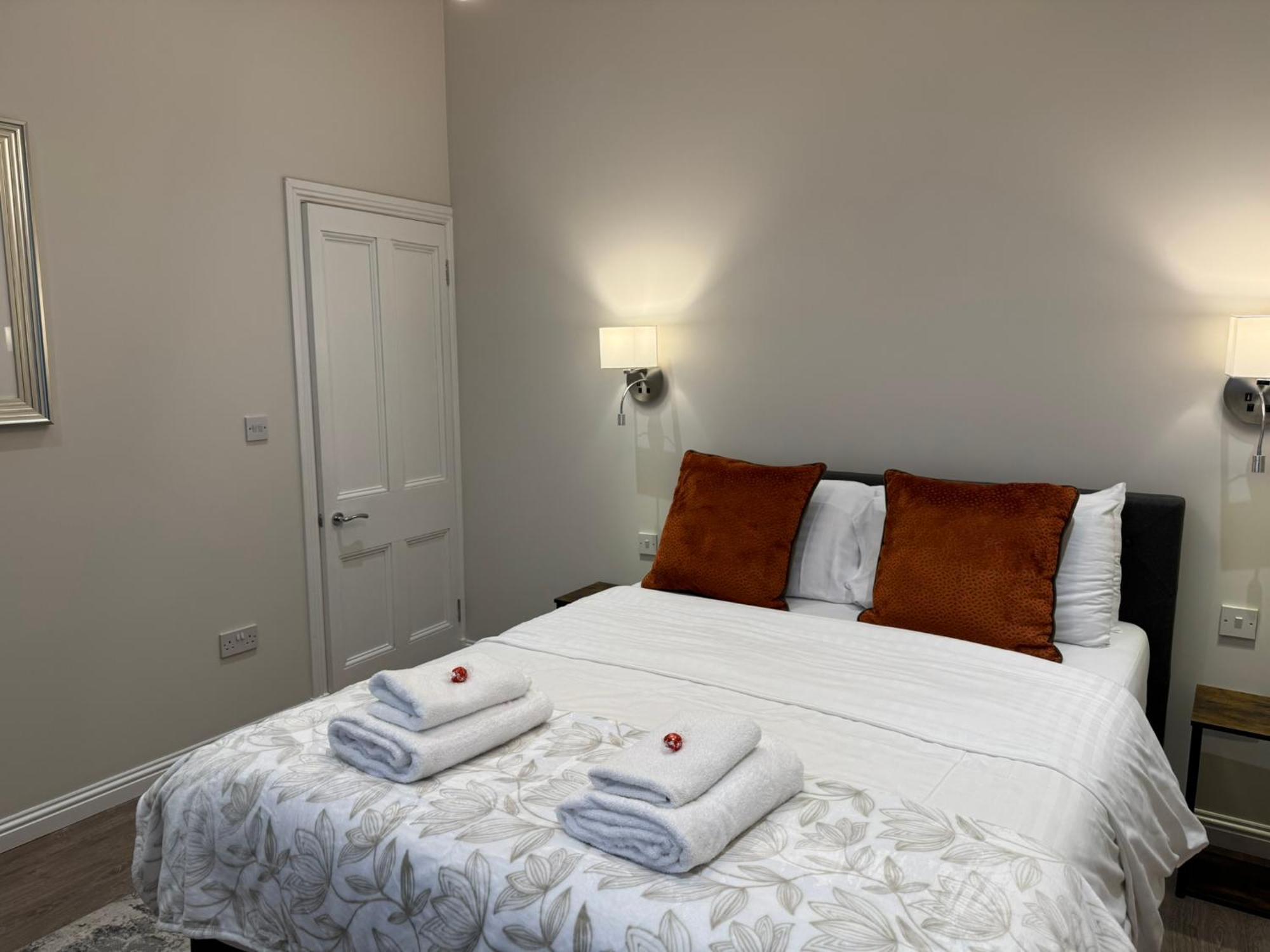 Luxury 2 Bedroom Cottage West Calder Buitenkant foto